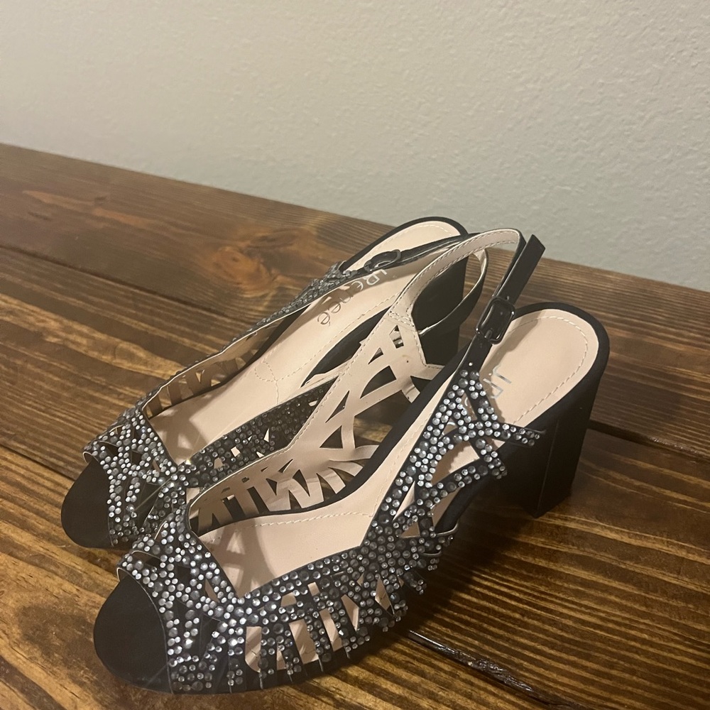 Formal sling back heels size 6